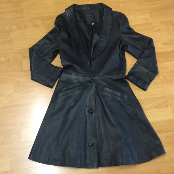 Jackets & Blazers - Woman’s Leather Coat